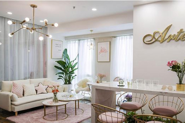 小型美容院装修效果图